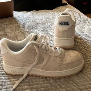 Nike Air Force 1